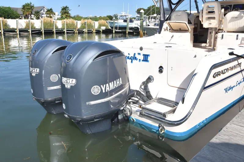 Katherine Leigh III Yacht Photos Pics 