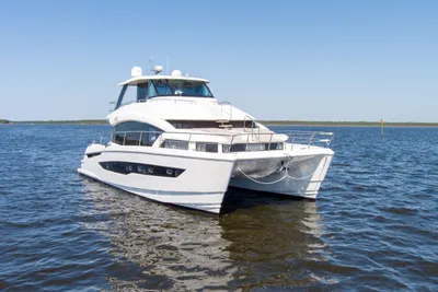 Aquila 54 Yacht