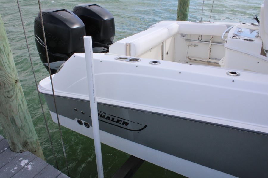 2013 Boston Whaler 280 Outrage