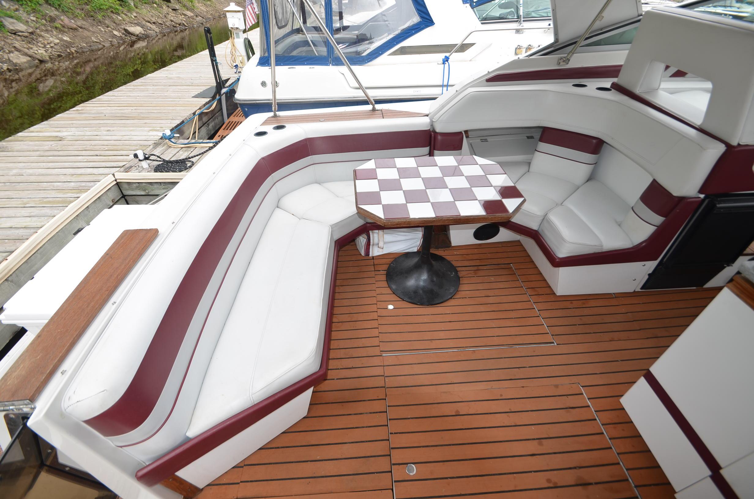 Regal Commodore Express Cruiser For Sale Yachtworld