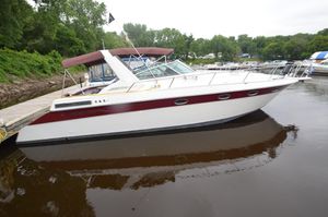 1990 Regal 360 Commodore