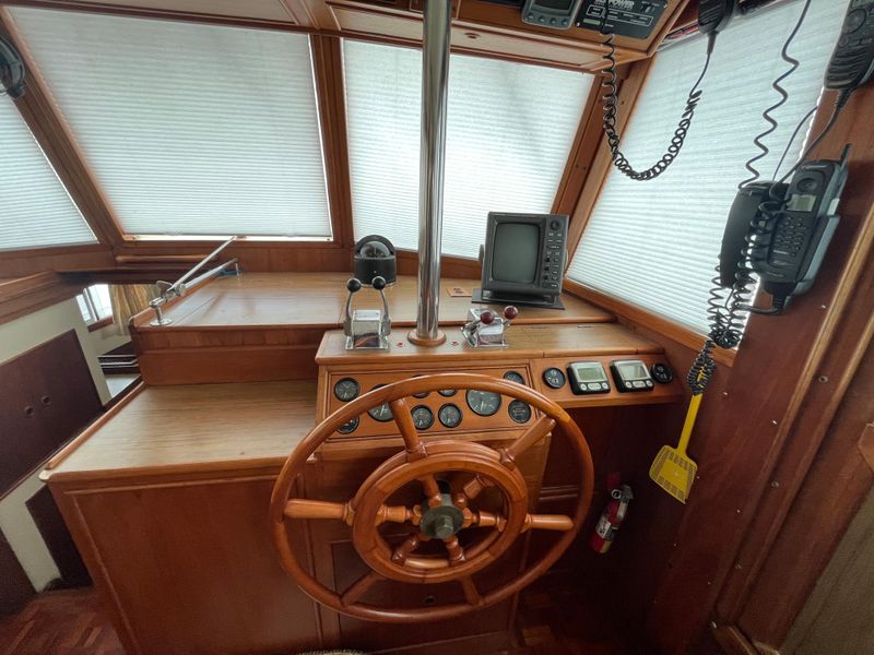 1983 Grand Banks 42 Classic