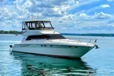 Sea Ray 480 Sedan Bridge