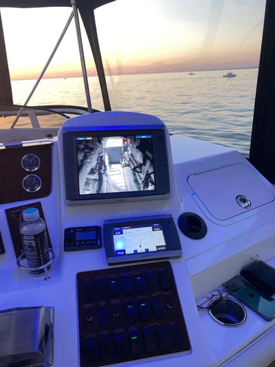 Why Knot Yacht Photos Pics 