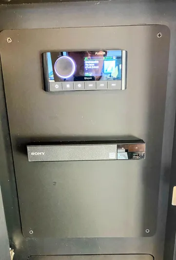 Why Knot Yacht Photos Pics 