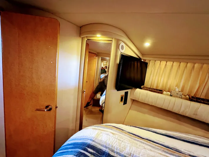 Why Knot Yacht Photos Pics 