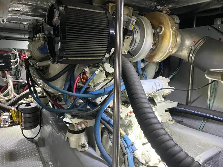 Why Knot Yacht Photos Pics 