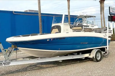 Stingray 206cc