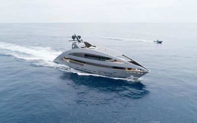 Yacht