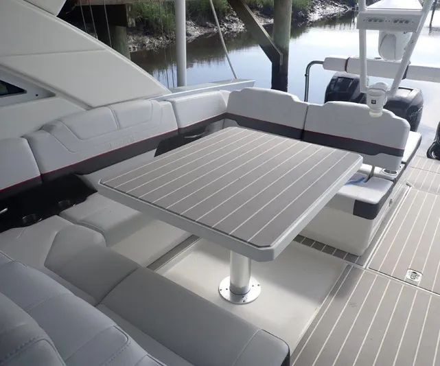  Yacht Photos Pics Luxury seating area on a 2020 Formula 430 Super Sport Crossover yacht.