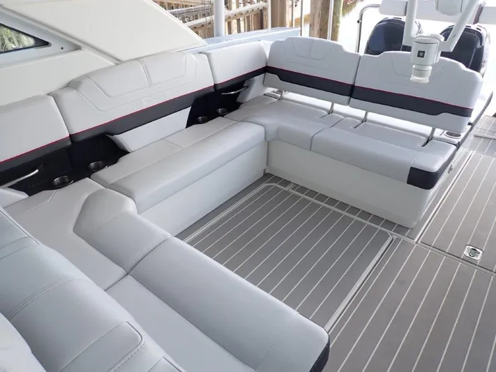  Yacht Photos Pics Luxurious seating area on 2020 Formula 430 Super Sport Crossover boat.