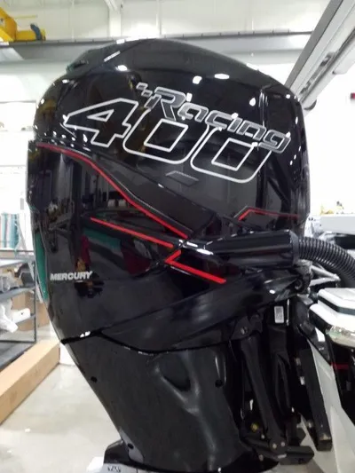  Yacht Photos Pics Mercury Racing 400 outboard engine on 2020 Formula 430 Super Sport Crossover.