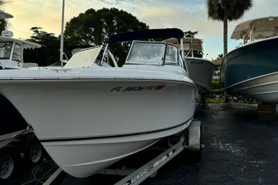Sea Hunt 207 ESCAPE LS