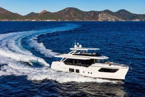2023 Absolute Navetta 73
