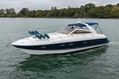 2000 Princess V42