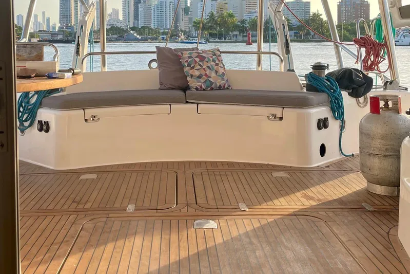 Macera Yacht Photos Pics Luxury Privilege 495 yacht deck with seating, city skyline view, 2008 model.