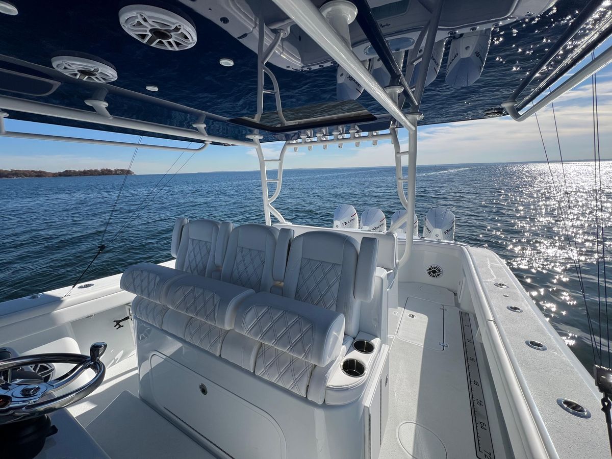 2023 Yellowfin 42 