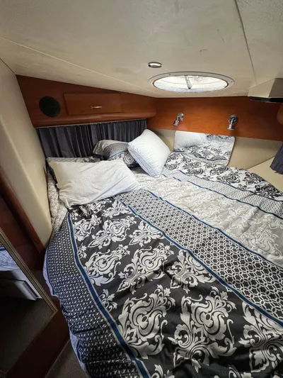 New Beginnings Yacht Photos Pics 