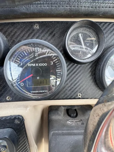 New Beginnings Yacht Photos Pics 