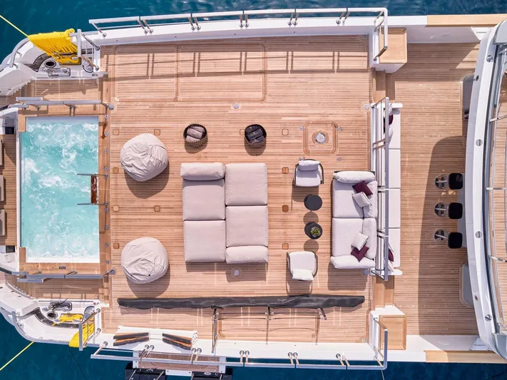 Para Bellum Yacht Photos Pics 