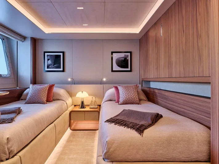 Para Bellum Yacht Photos Pics 