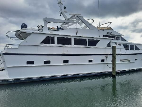 1987-85-broward-pilothouse