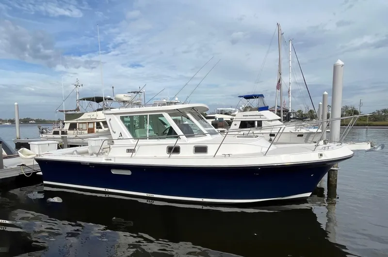 Prime Time Yacht Photos Pics 