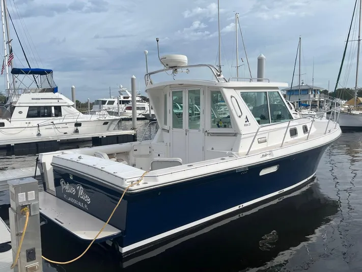 Prime Time Yacht Photos Pics 