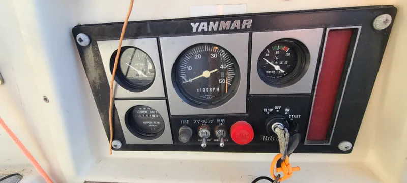 Alkemi Yacht Photos Pics 