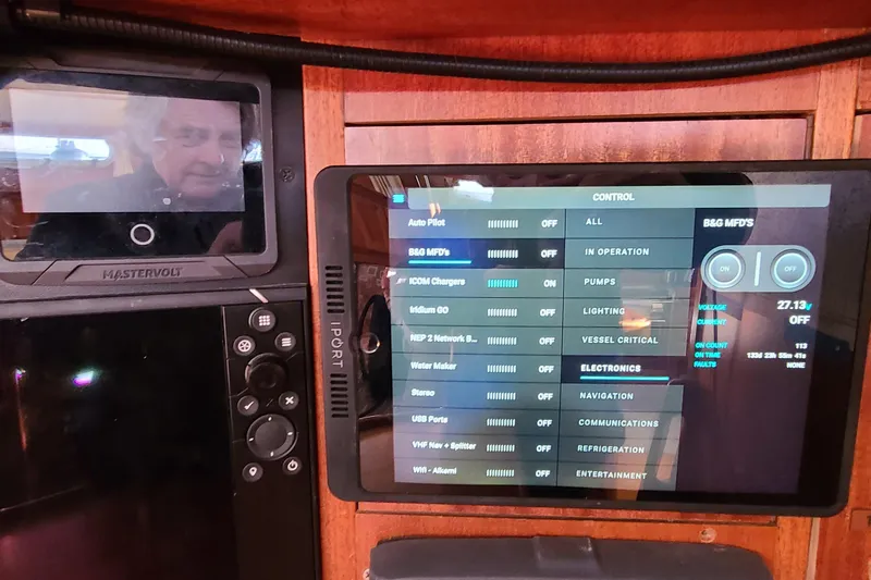 Alkemi Yacht Photos Pics 