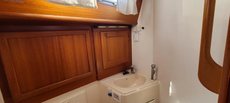 Alkemi Yacht Photos Pics 