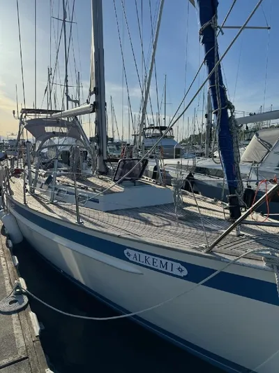 Alkemi Yacht Photos Pics 