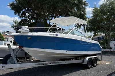 Robalo 247 DC