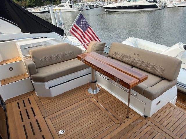 2018 Sea Ray 52 