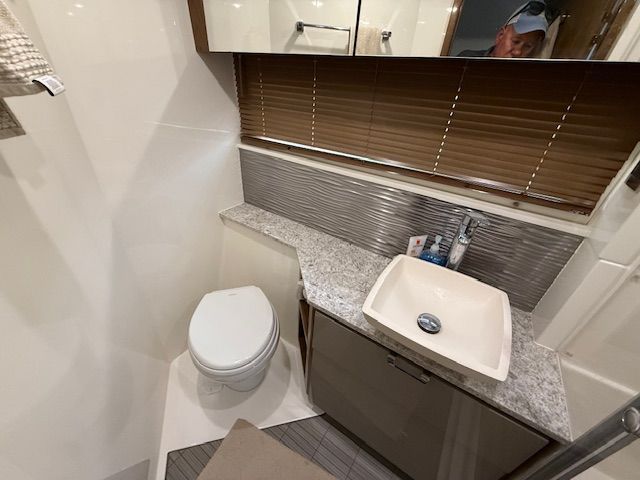 2018 Sea Ray 52 