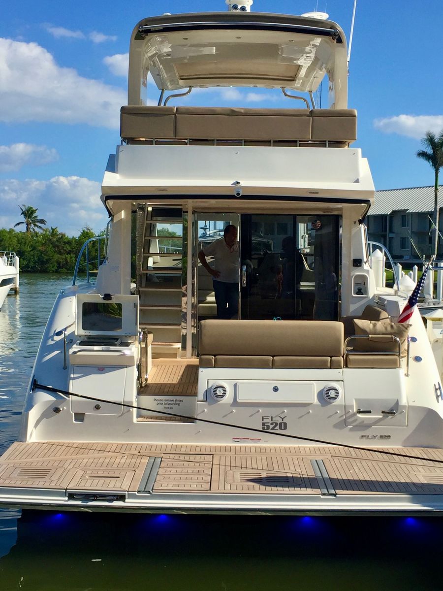 2018 Sea Ray 52 