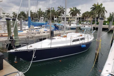 C&C Landfall 38