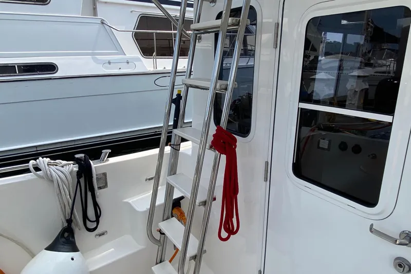 Emilie B Yacht Photos Pics 