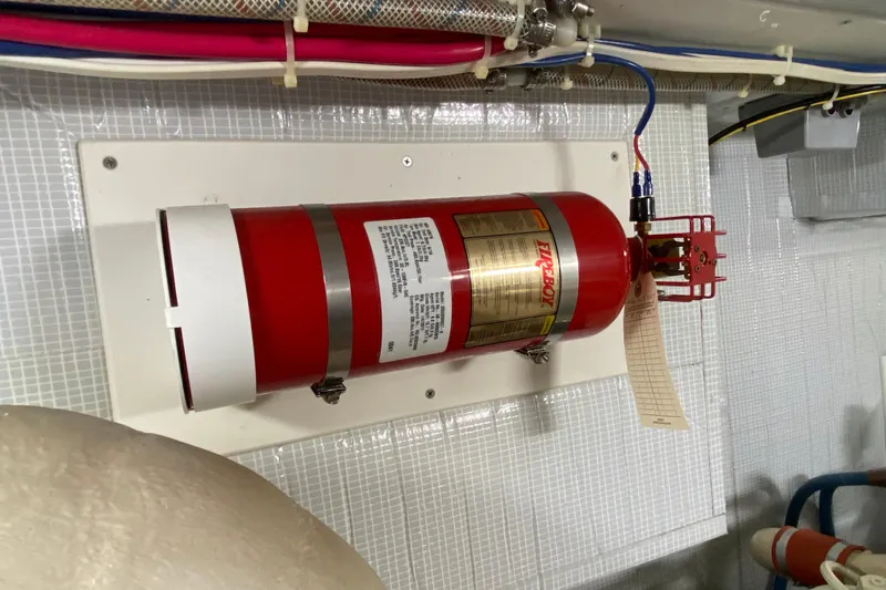 Emilie B Yacht Photos Pics 