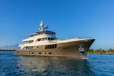 Alloy Yachts AY44