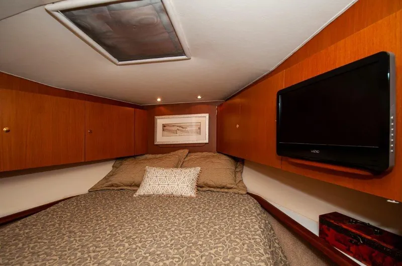 No Name Yacht Photos Pics 1998 Ocean Yachts 48 Super Sport VIP SR