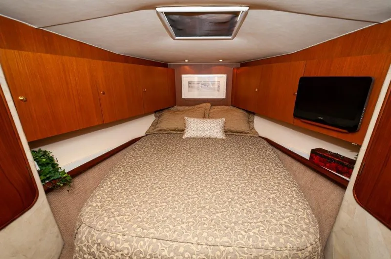 No Name Yacht Photos Pics 1998 Ocean Yachts 48 Super Sport VIP SR 3