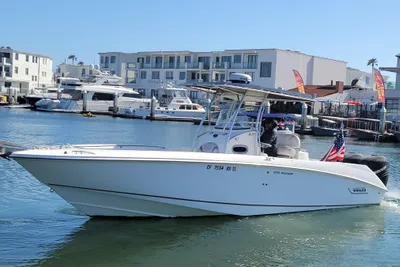 Boston Whaler 270 Outrage