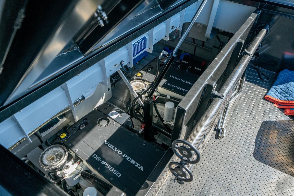 2022 Vanquish Yachts 45 