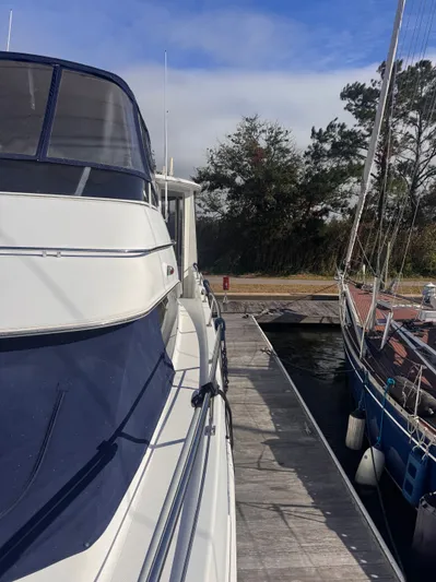 Ronda-vue Yacht Photos Pics 