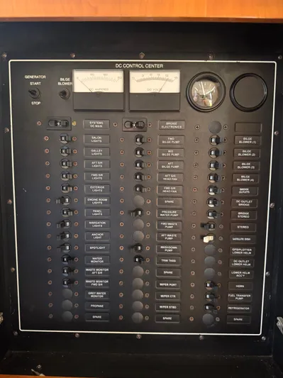 Ronda-vue Yacht Photos Pics 