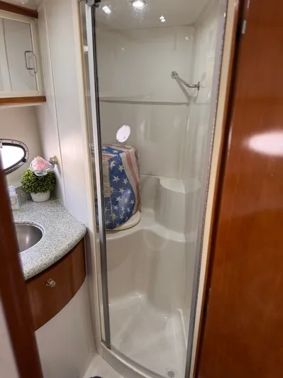 Ronda-vue Yacht Photos Pics 