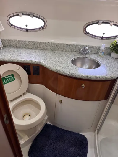 Ronda-vue Yacht Photos Pics 