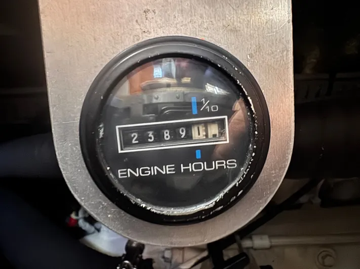 Ronda-vue Yacht Photos Pics 