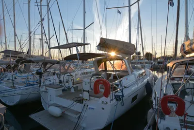 Beneteau Oceanis 51.1